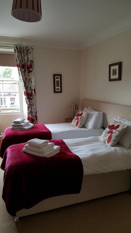The Royal Oak Hotel Helmsley Bagian luar foto