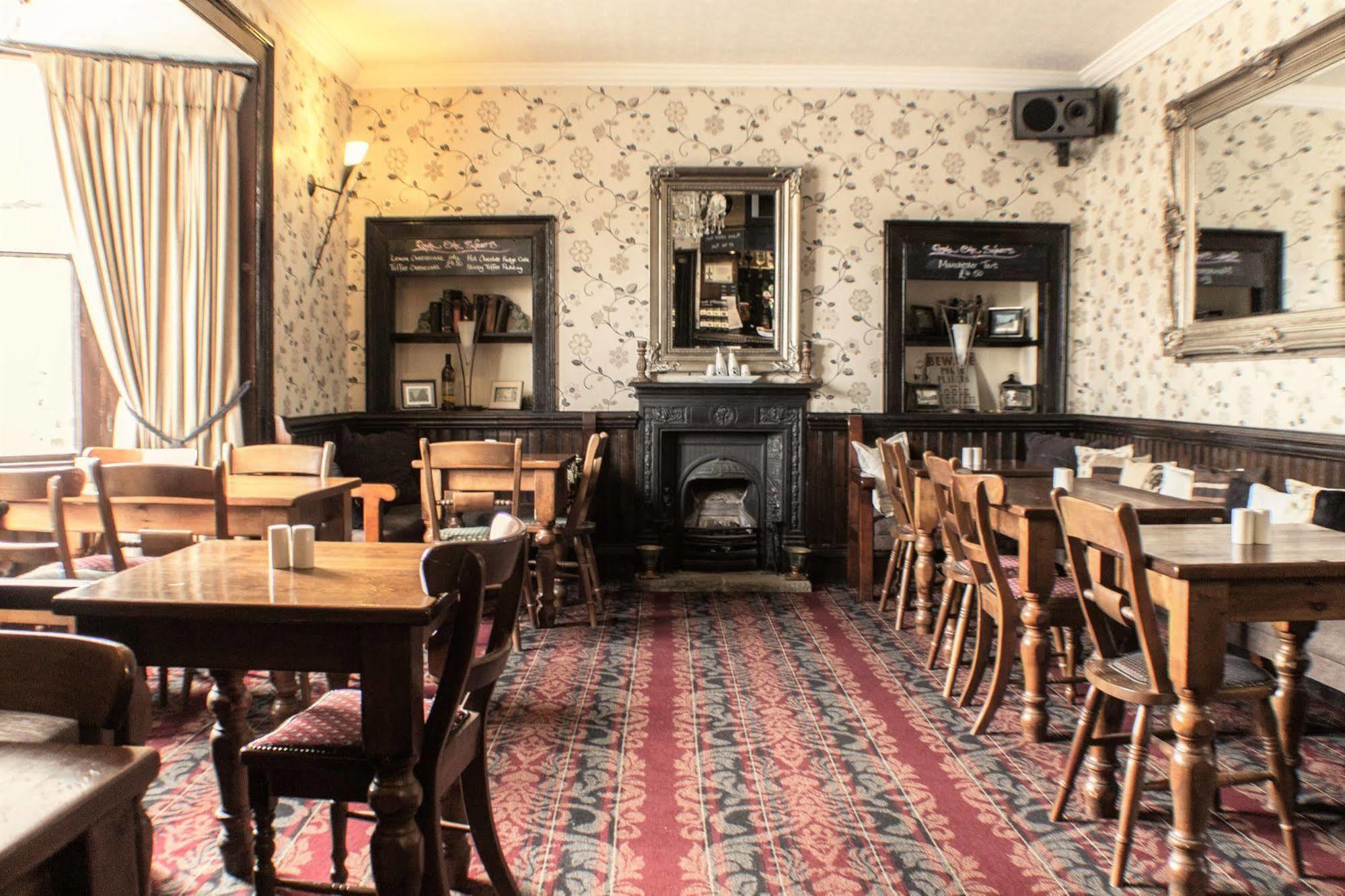The Royal Oak Hotel Helmsley Bagian luar foto