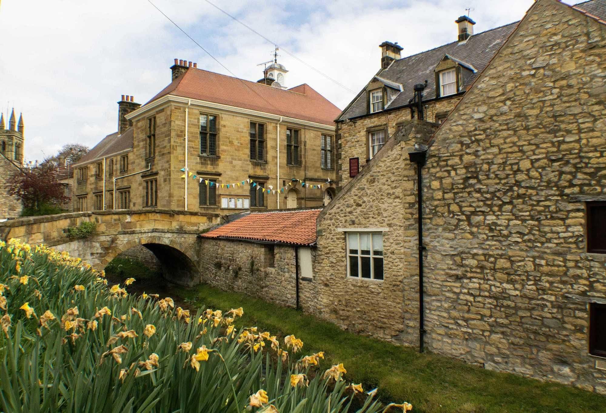 The Royal Oak Hotel Helmsley Bagian luar foto